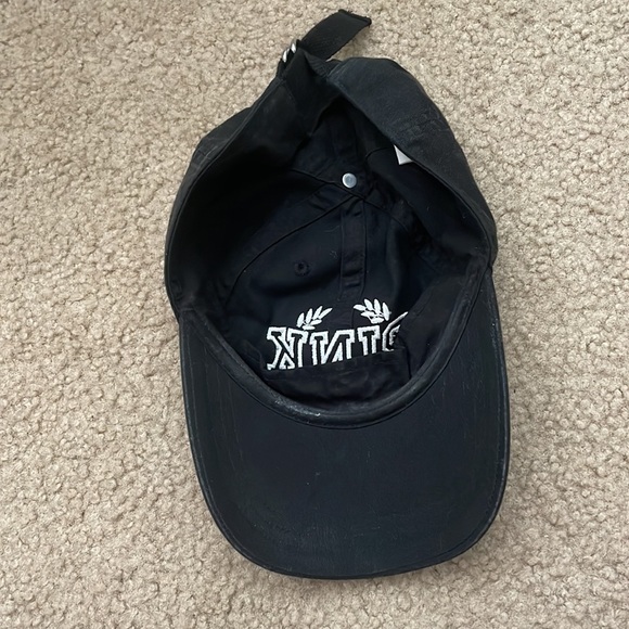 Pink Hat - Picture 3 of 5